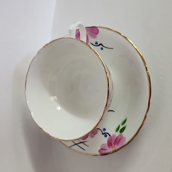 Delphine Bone China Tea Cup and Saucer, Made in England art deco - Picture 6 of 8